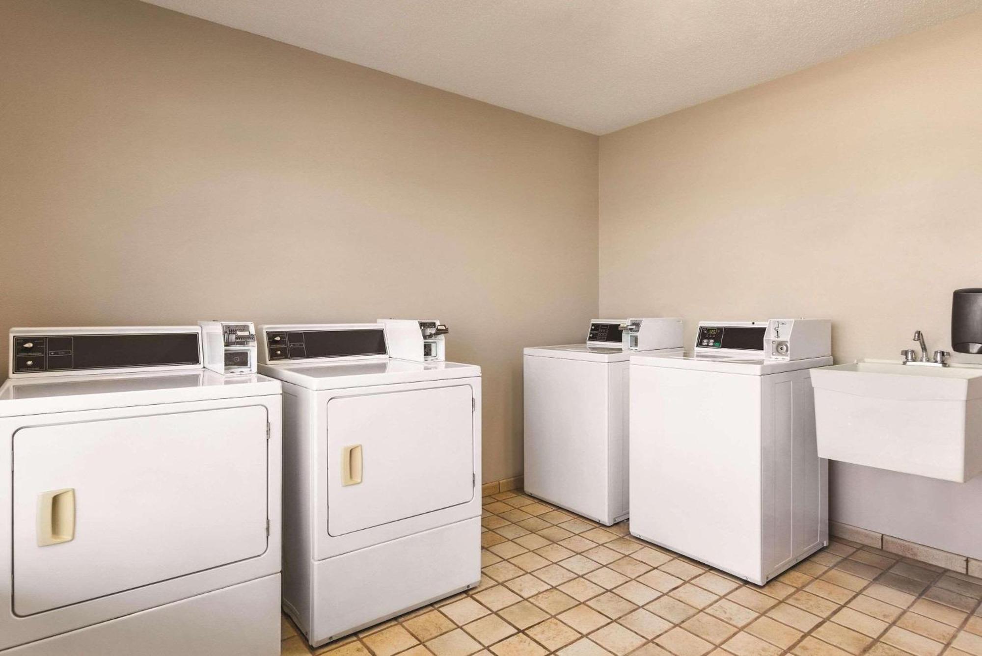 Country Inn & Suites By Radisson, Springfield, Oh Eksteriør billede